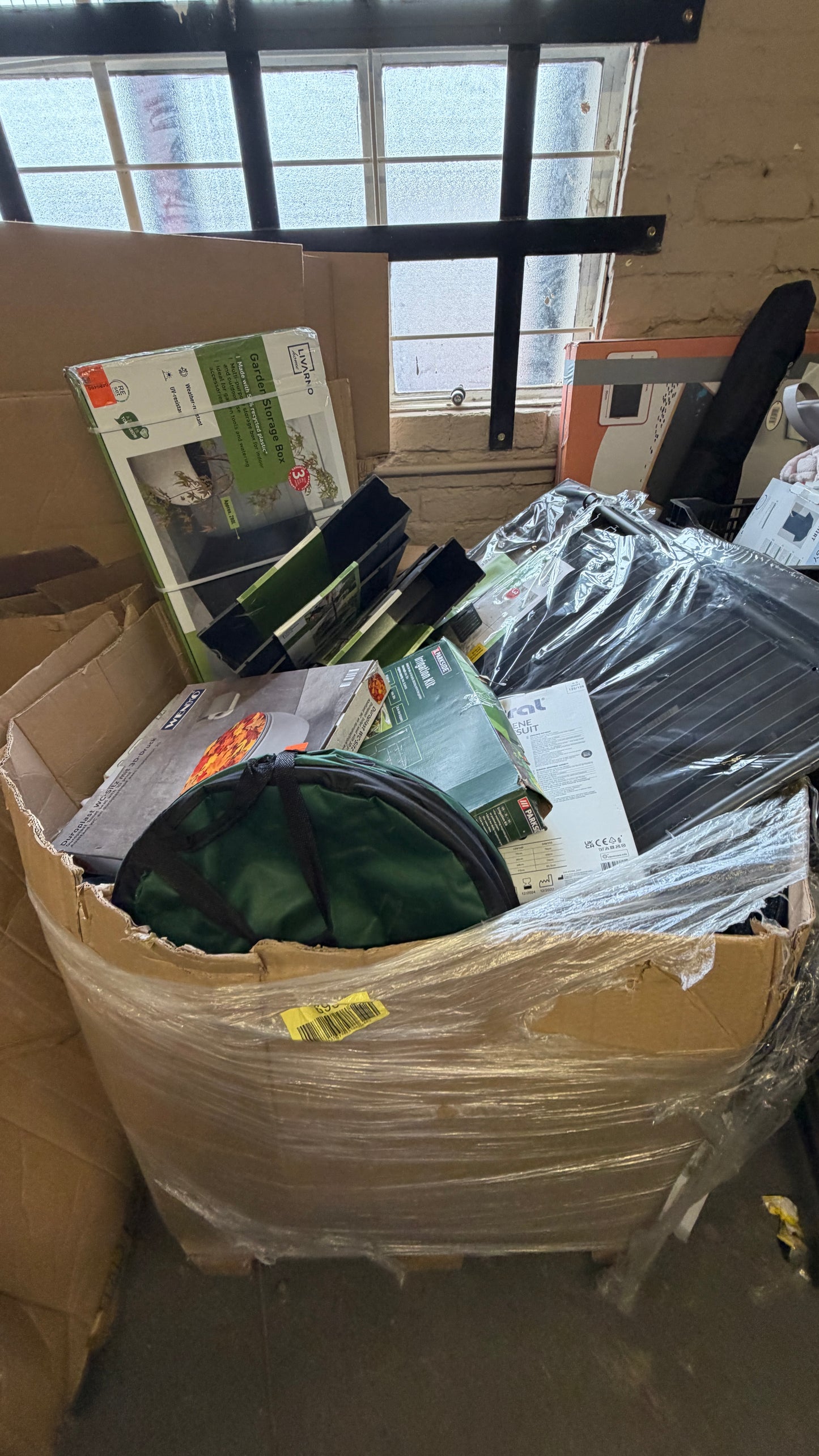 Mixed General Pallet (M65) - Amazing Value £450