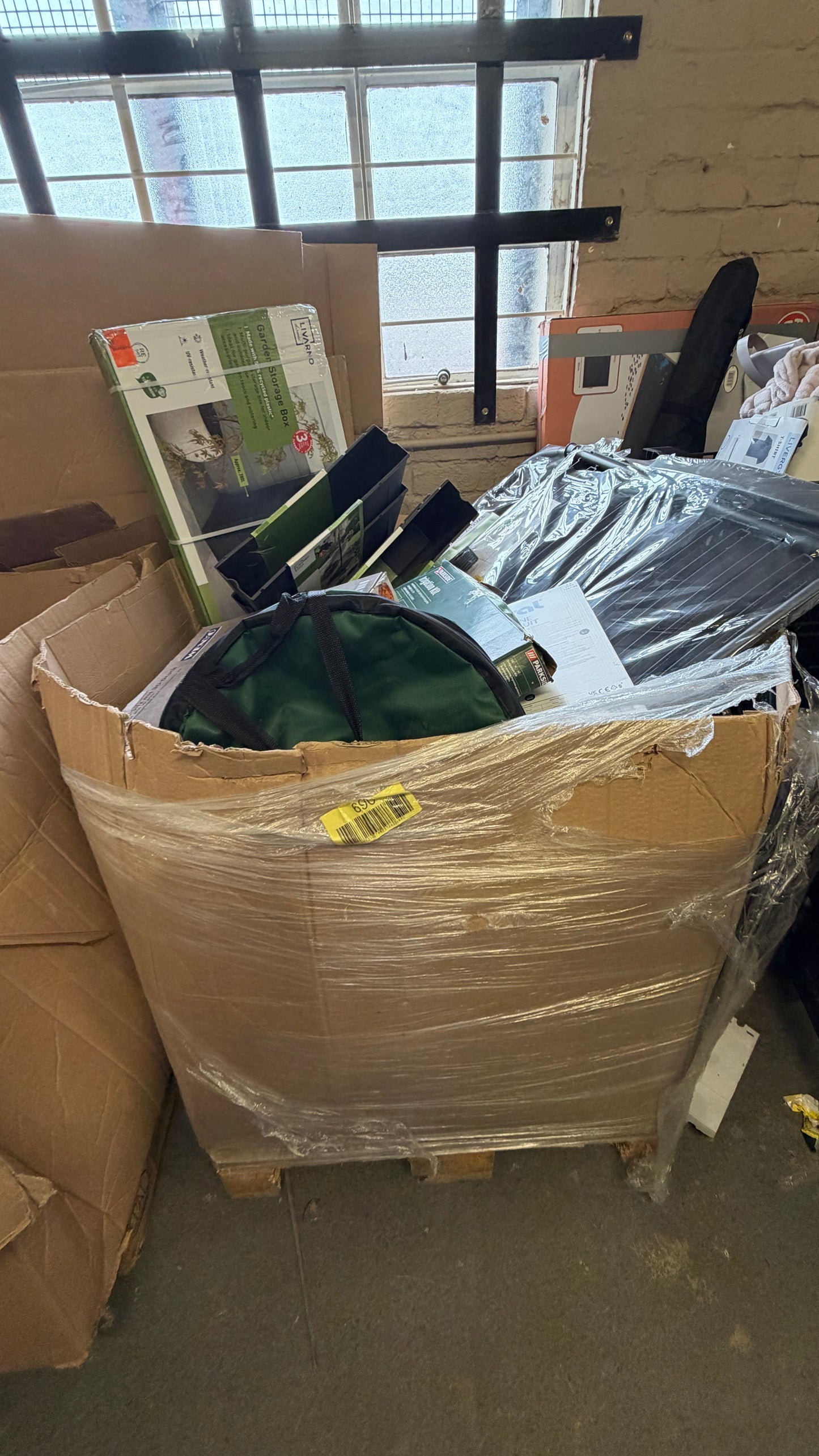 Mixed General Pallet (M65) - Amazing Value £450