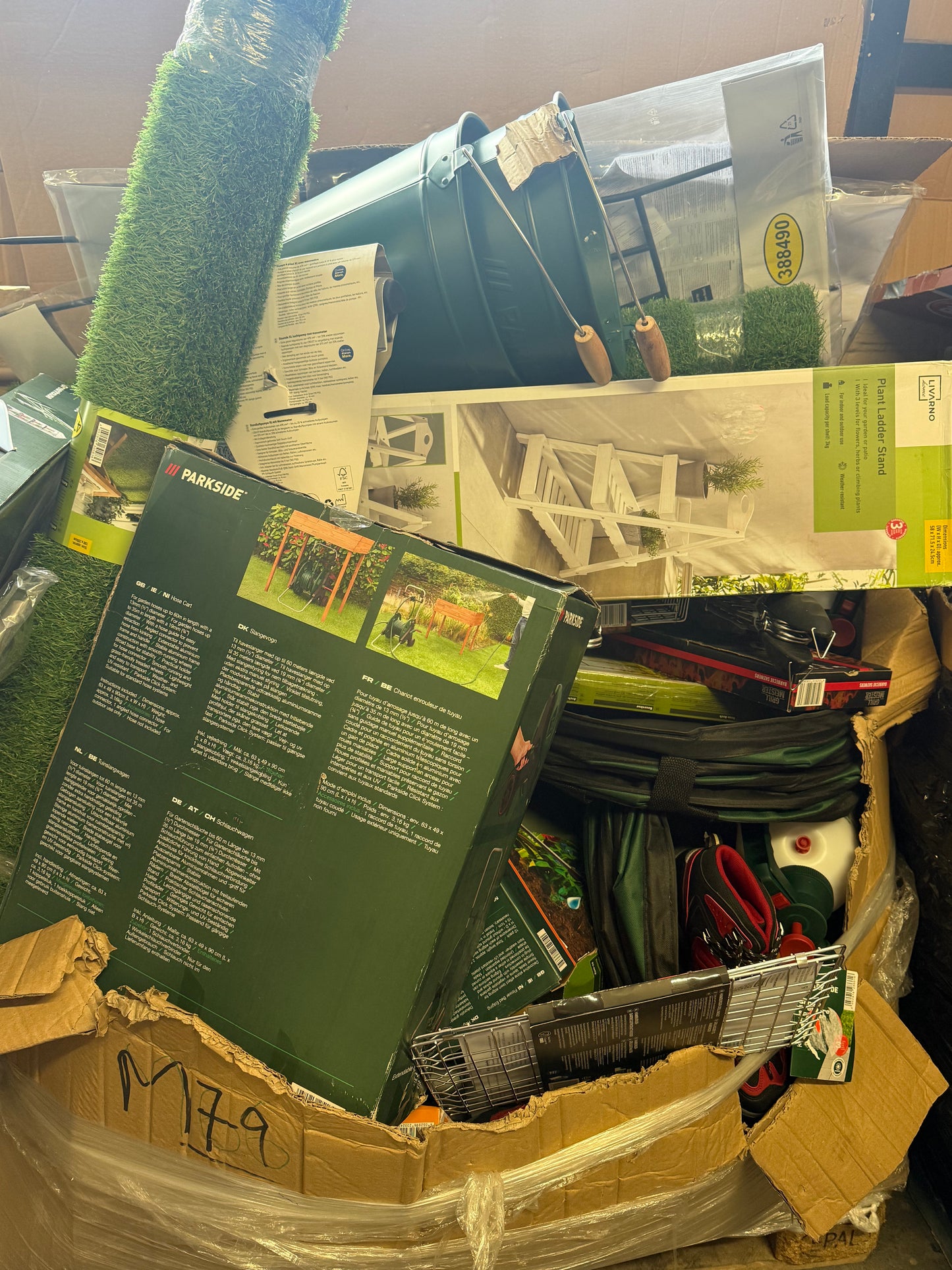 Mixed General Pallet including Garden & Hardware (M79) - Amazing Value £350