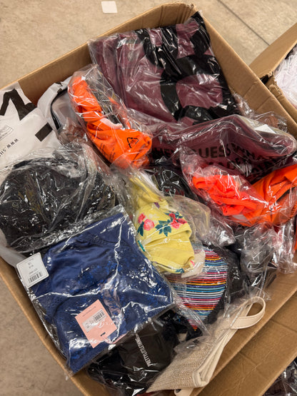 CLOTHING BOX & MYSTERY BOX - BUNDLE