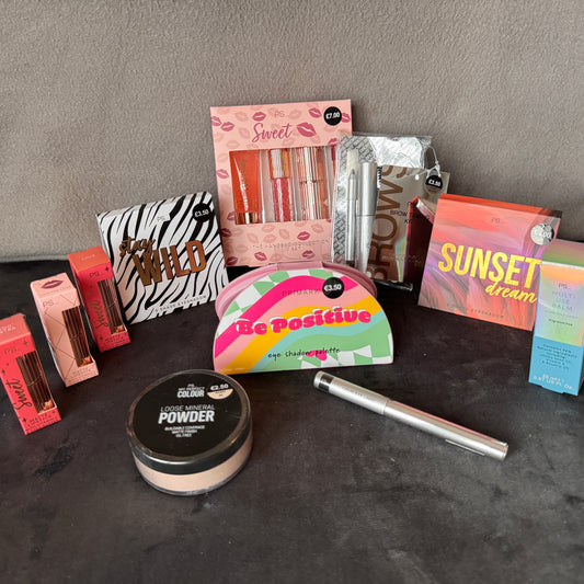 COSMETIC BOX (11 ITEMS)