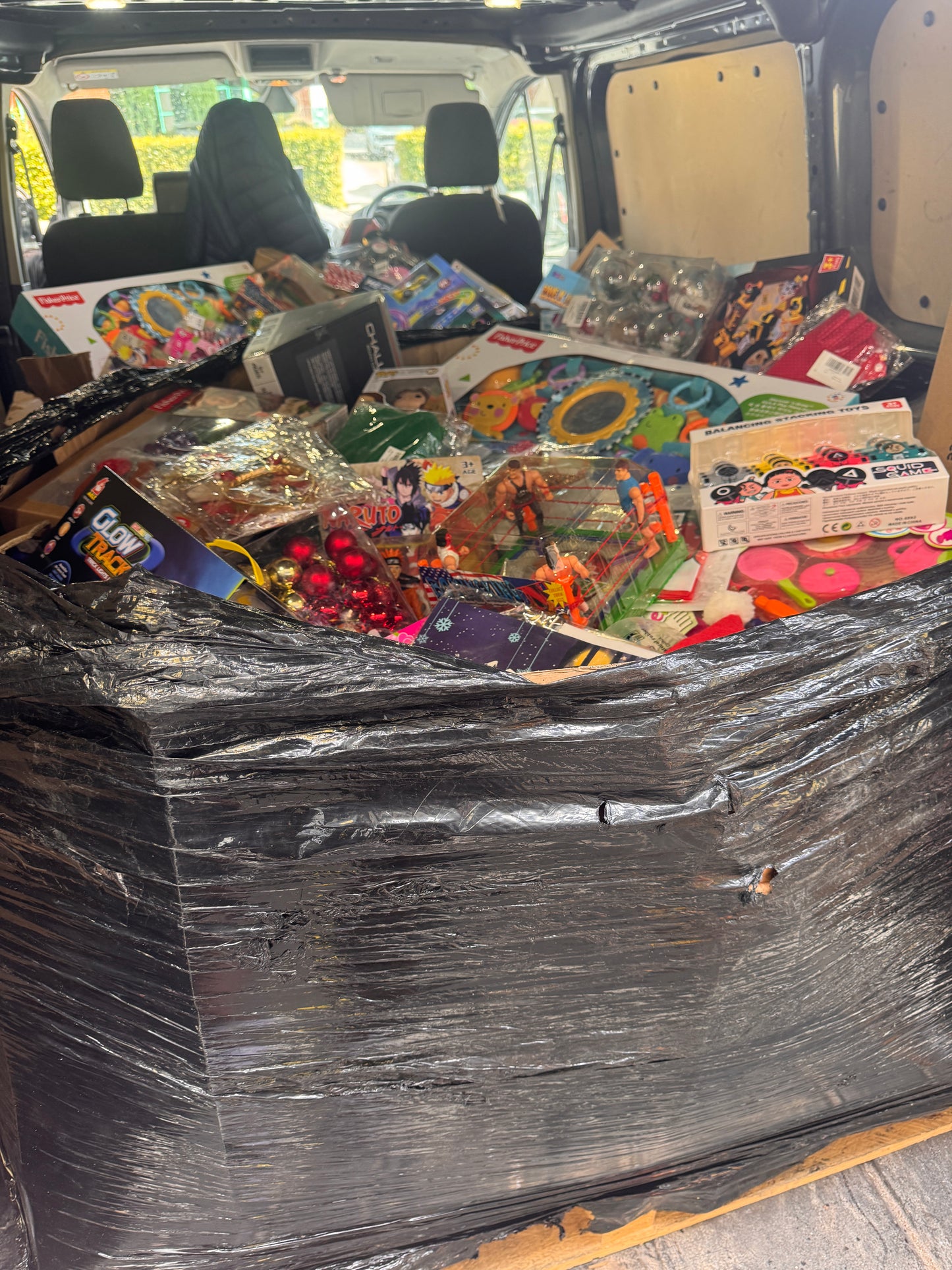 🎄 Toy Pallets! (ALL NEW TOYS + CHRISTMAS SURPRISES) 🎁