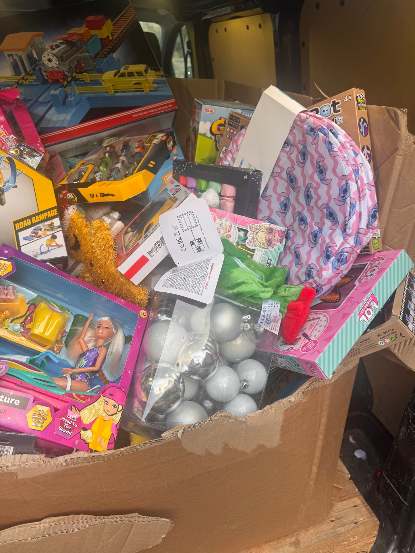 🎄 Toy Pallets! (ALL NEW TOYS + CHRISTMAS SURPRISES) 🎁