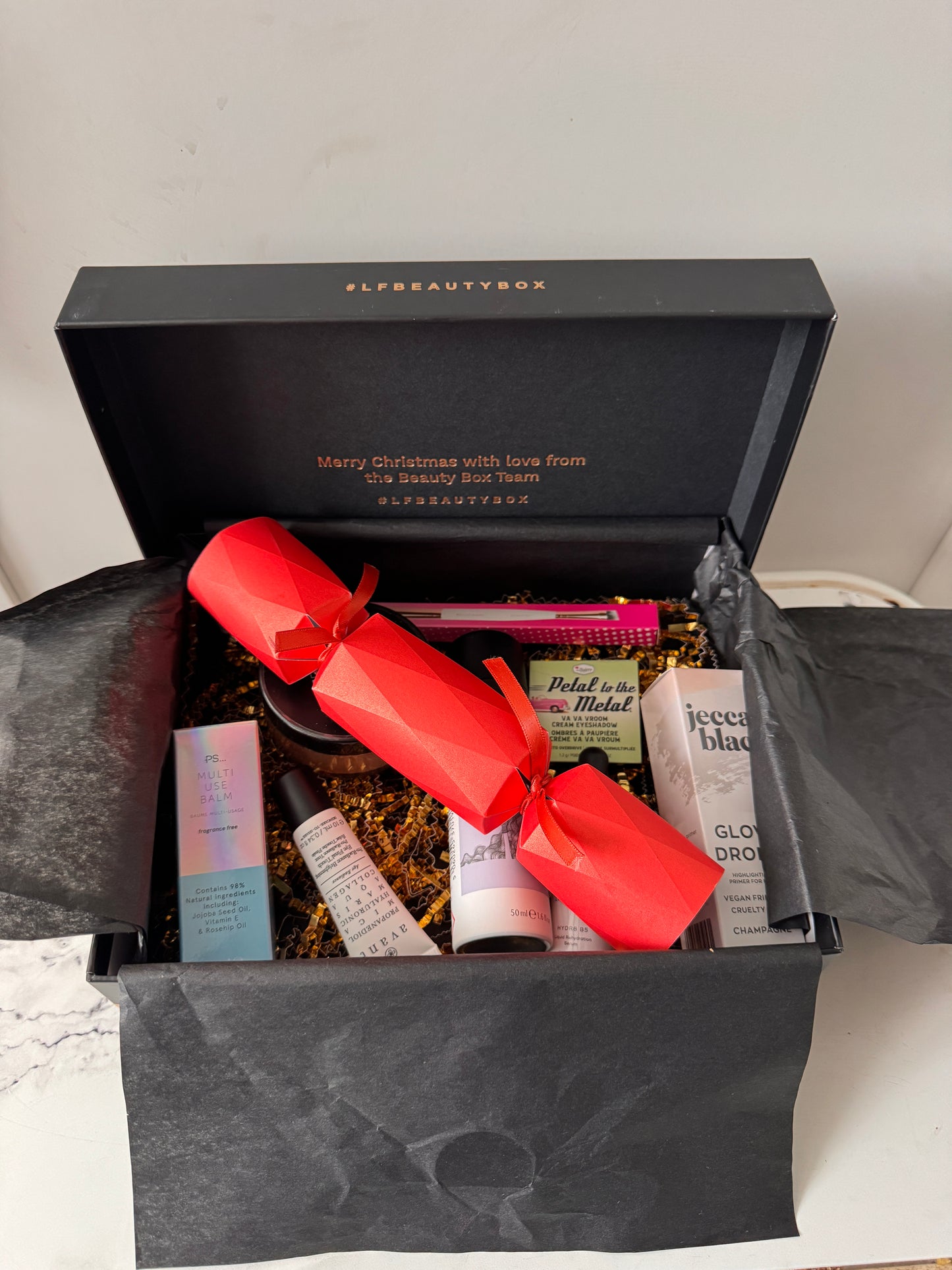 💄 Christmas Beauty Box (BLACK) – Limited Edition! 🎁